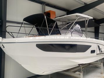 2023 Beneteau Flyer 9 SUNDECK T-TOP