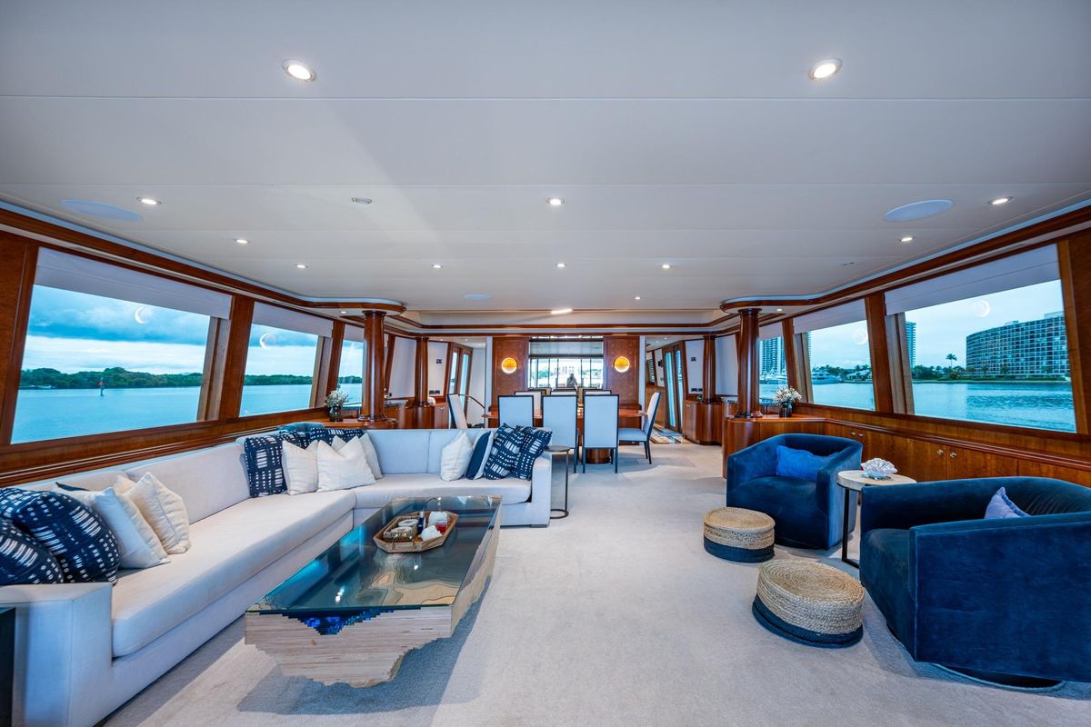 2006 Westport 112 