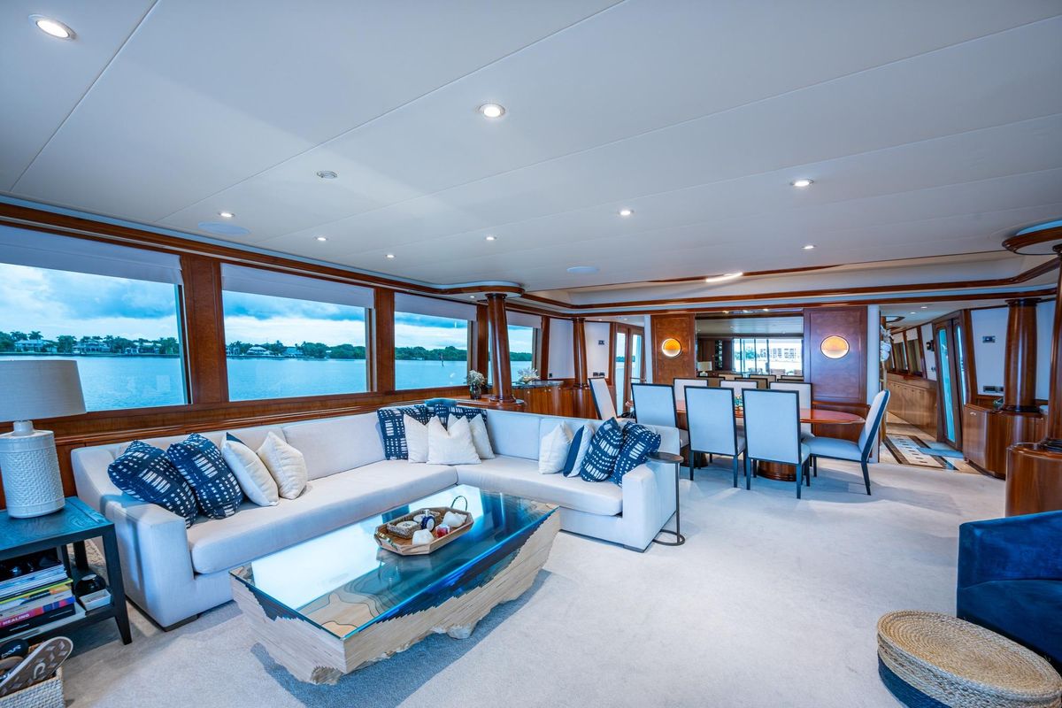 2006 Westport 112 