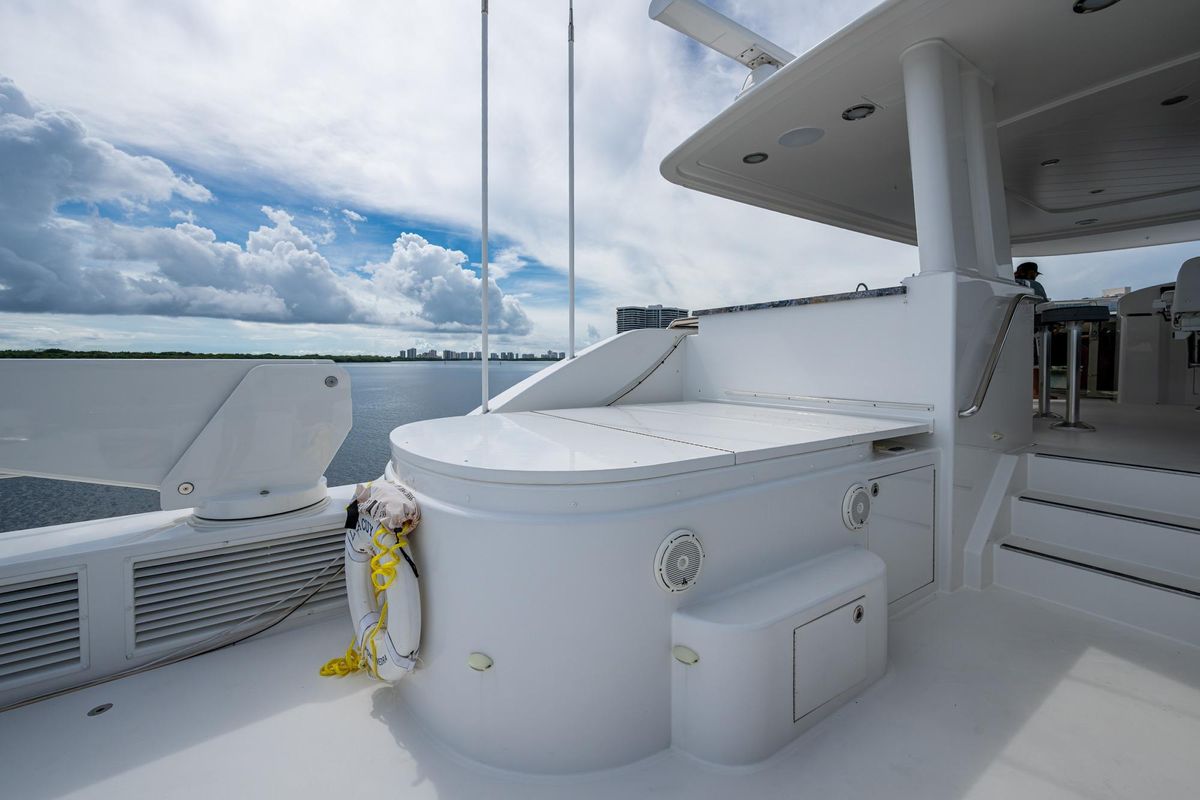 2006 Westport 112 