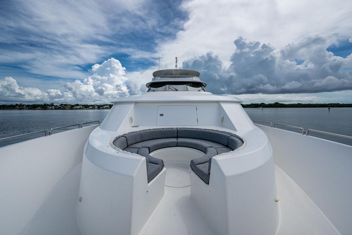 2006 Westport 112 