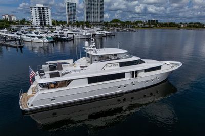 Yacht