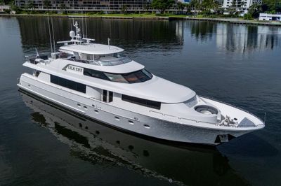 Yacht