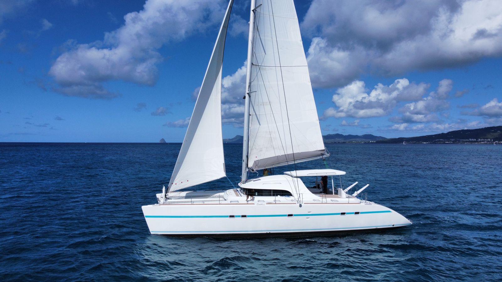 2004 Lagoon 570 Catamaran for sale YachtWorld