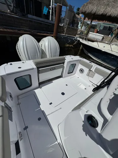  Yacht Photos Pics 2025 Sportsman 302 Open - Image 7