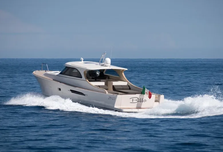 51 Yacht Photos Pics 