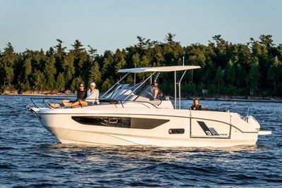2023 Beneteau Flyer 9 SUNdeck