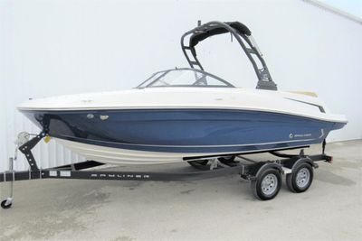 Bayliner VR5 Bowrider I/O