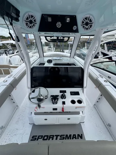  Yacht Photos Pics 2025 Sportsman 302 Open - Image 11