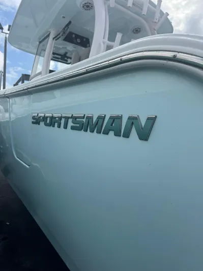  Yacht Photos Pics 2025 Sportsman 302 Open - Image 6