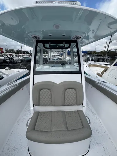  Yacht Photos Pics 2025 Sportsman 302 Open - Image 15