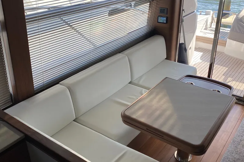 Seasons In The Sun Yacht Photos Pics Princess F62 Seasons in the Sun - Salon