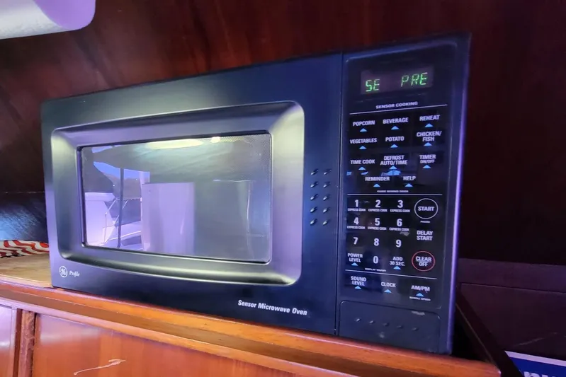  Yacht Photos Pics Galley MIcrowave