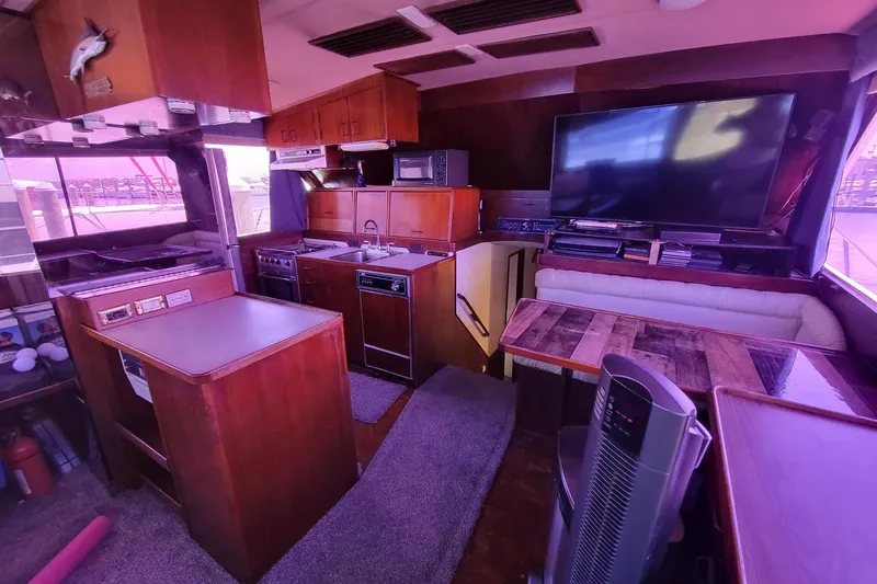 Yacht Photos Pics Salon Forward - Galley and Dinette