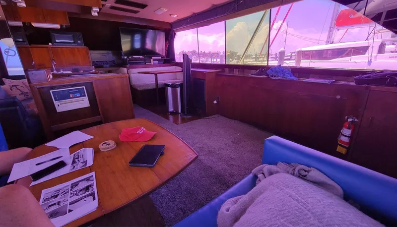  Yacht Photos Pics Salon Starboard