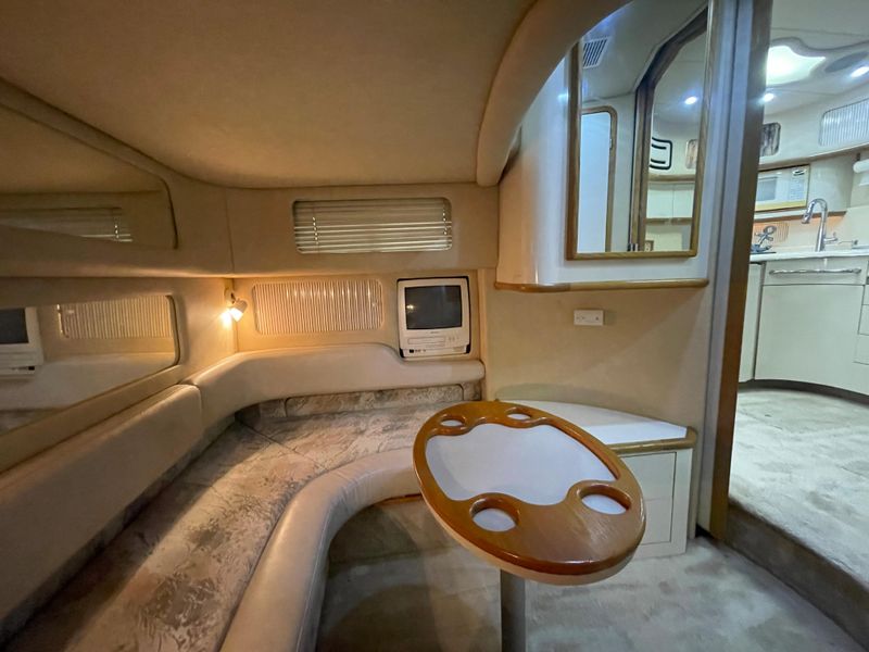 1995 Sea Ray 450 Sundancer