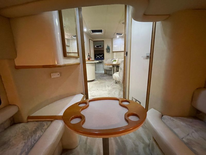 1995 Sea Ray 450 Sundancer