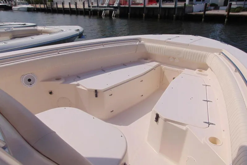 Fore Reel Yacht Photos Pics 2008 Grady-White Canyon 336 boat interior with spacious seating and storage.