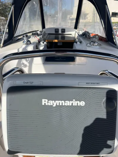 Pegasus Yacht Photos Pics Cockpit of 2015 Marlow-Hunter 40 sailboat with Raymarine navigation system.