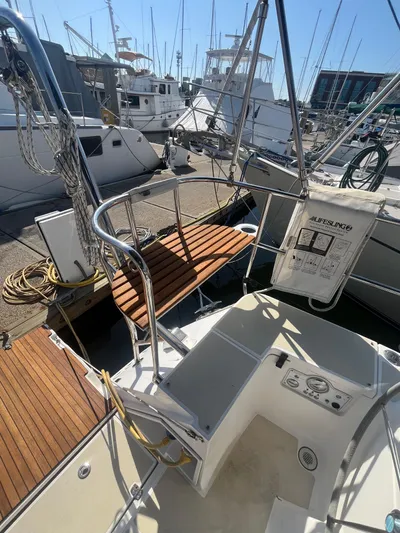 Pegasus Yacht Photos Pics Sailboat deck view of 2015 Marlow-Hunter 40, docked at marina.