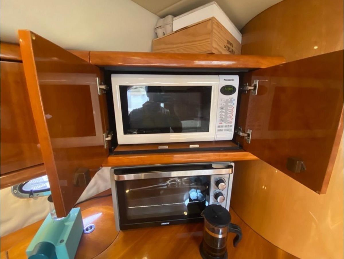 2004 Sunseeker 43 