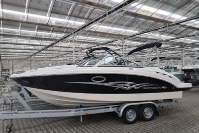 2009 Chaparral Sunesta 224