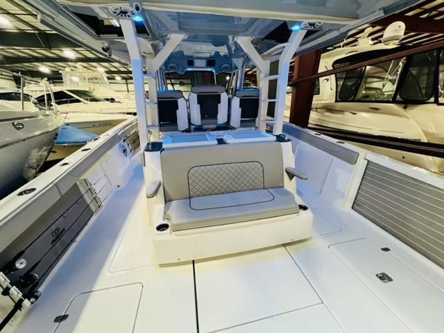 2022-42-pursuit-s-428