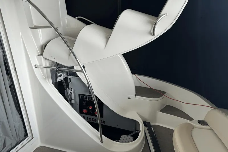 Impulse II Yacht Photos Pics 