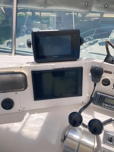 Raiders Yacht Photos Pics 