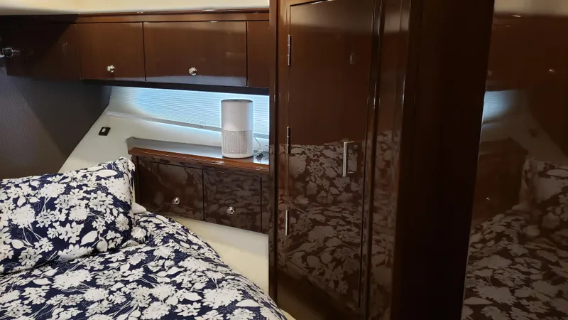 Happy Ours Yacht Photos Pics 