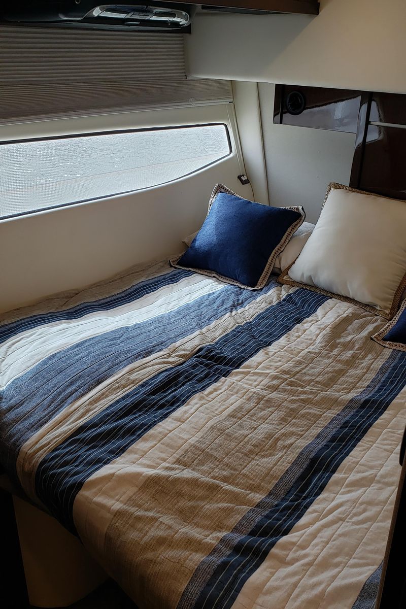 2007 Marquis 55 
