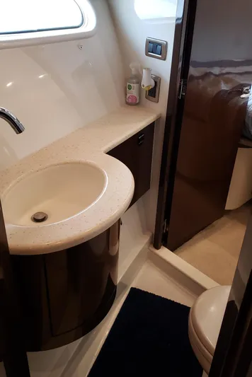 Happy Ours Yacht Photos Pics 