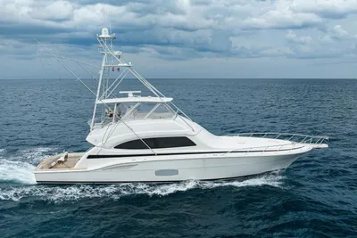 2014 Bertram 700