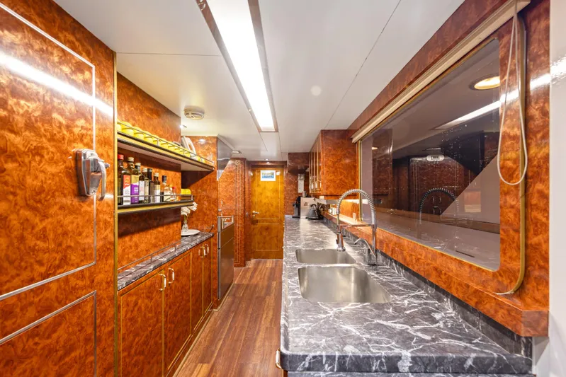 Mistress Yacht Photos Pics 