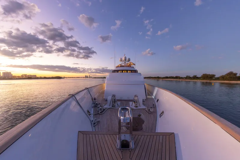 Mistress Yacht Photos Pics 