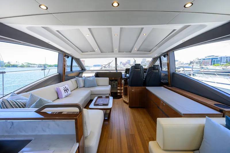 Haute Vie Yacht Photos Pics Princess 60 Haute Vie - Salon