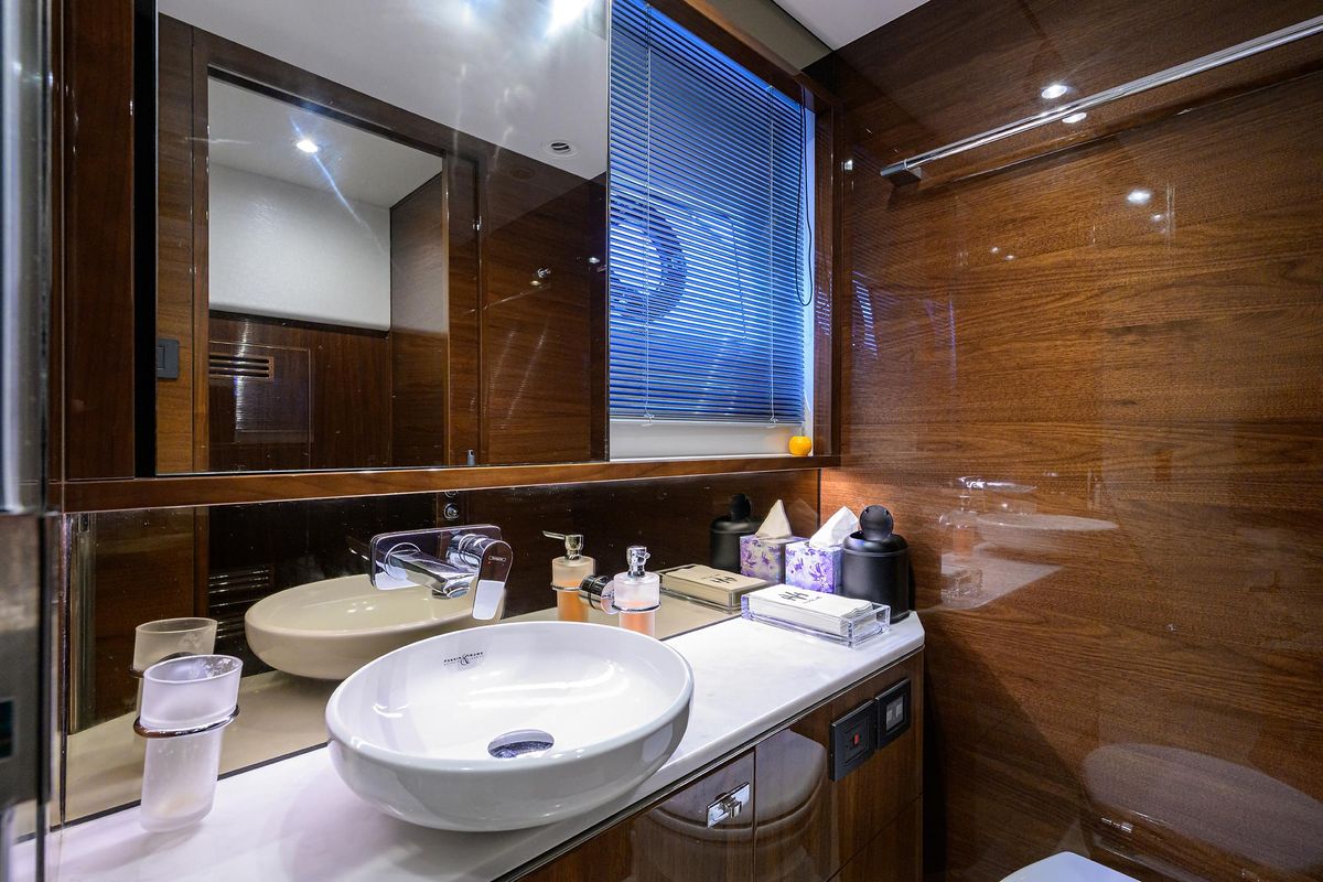 2020 Princess 60 