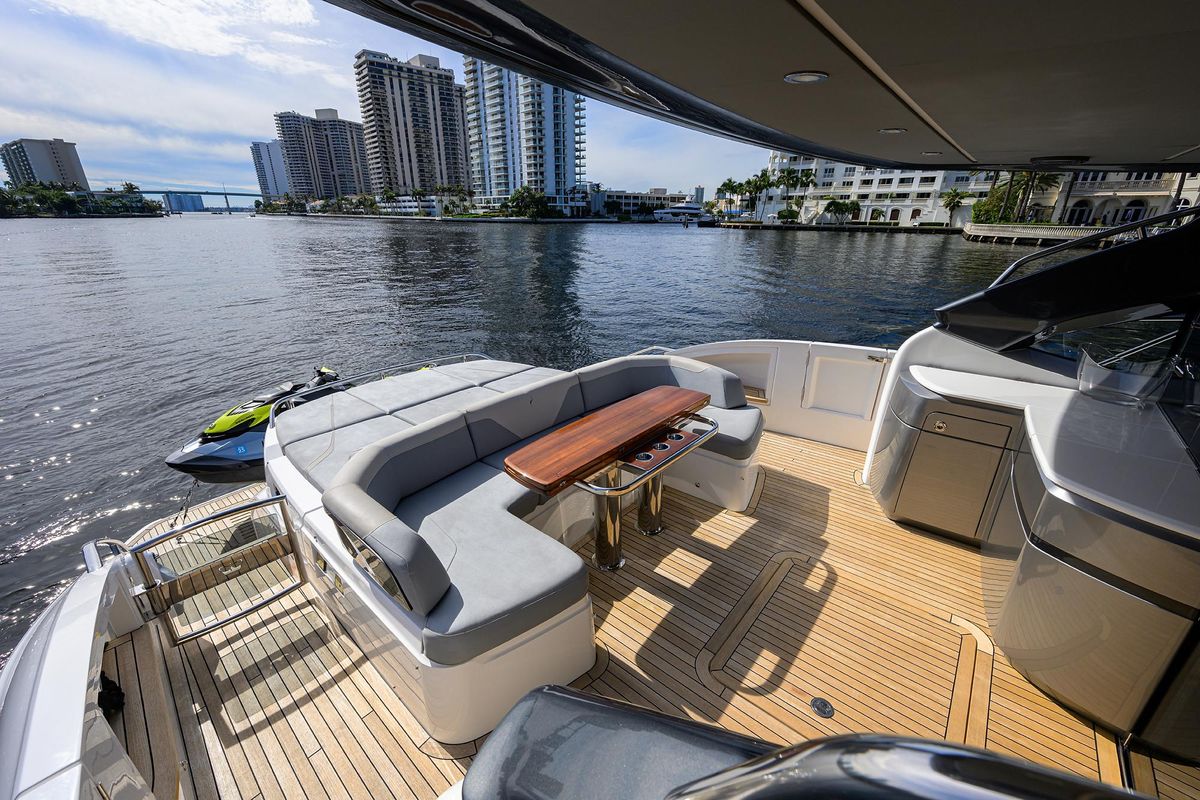 2020 Princess 60 