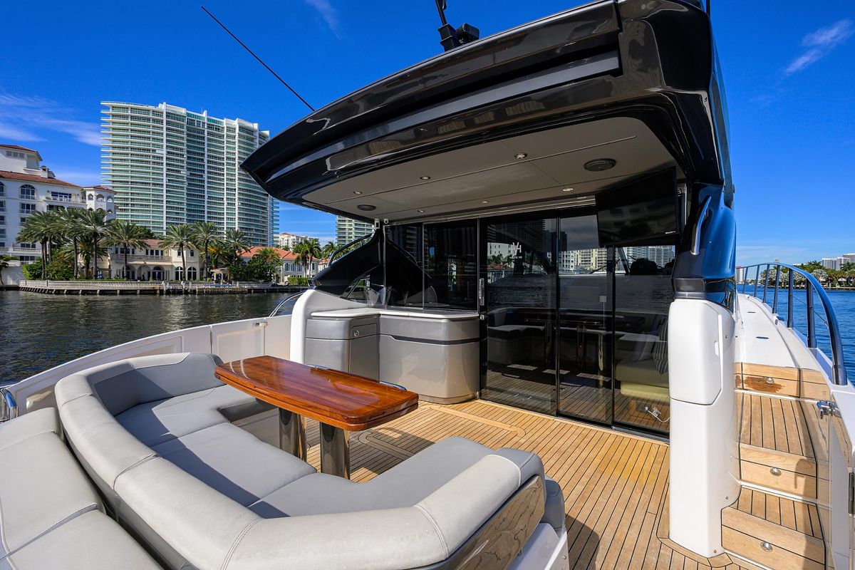 2020 Princess 60 