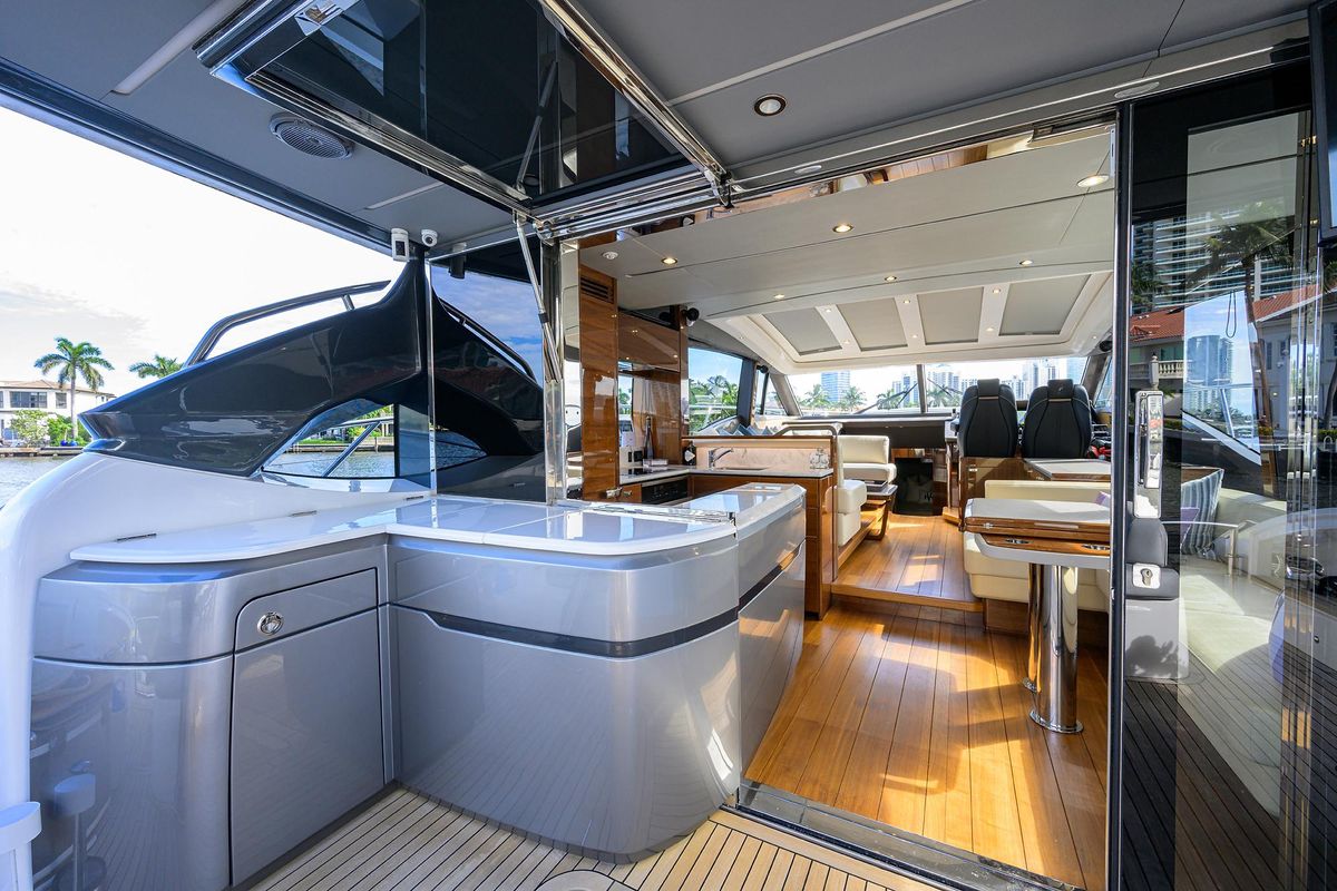 2020 Princess 60 