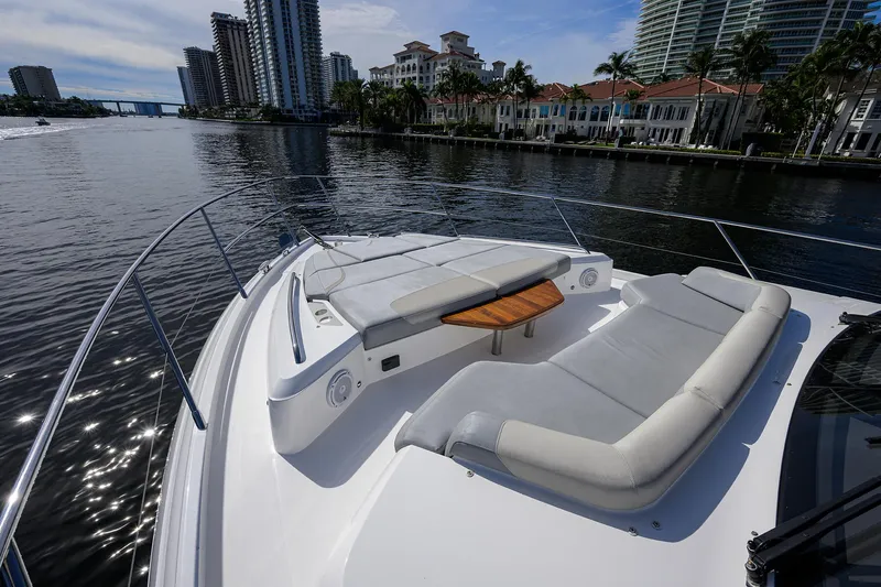 Haute Vie Yacht Photos Pics Princess 60 Haute Vie - Bow