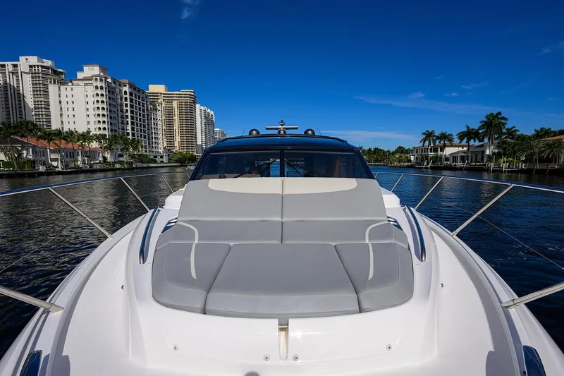 Haute Vie Yacht Photos Pics Princess 60 Haute Vie - Bow