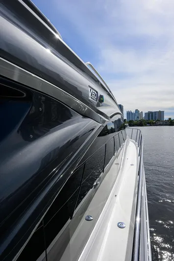 Haute Vie Yacht Photos Pics Princess 60 Haute Vie - Deck