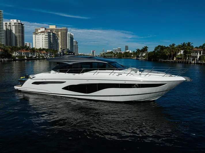 Haute Vie Yacht Photos Pics Princess 60 Haute Vie - Exterior Profile