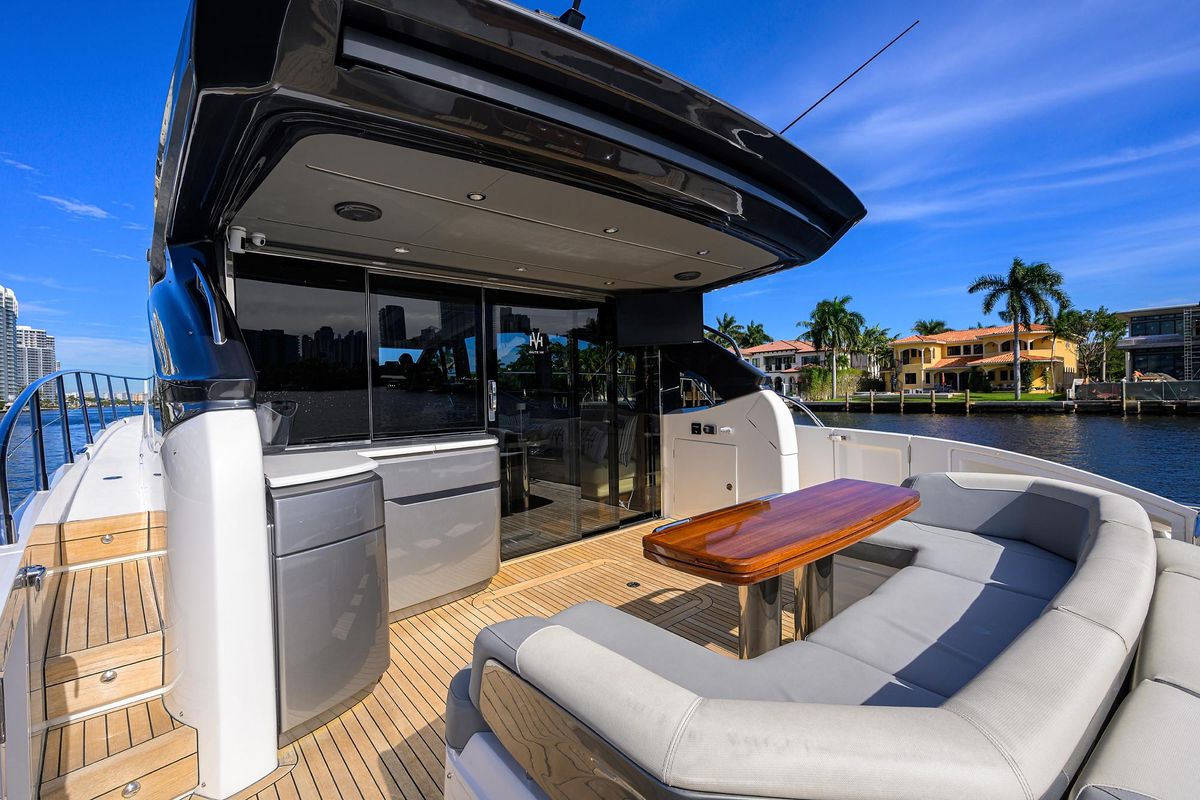 2020 Princess 60 