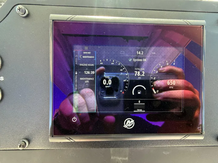  Yacht Photos Pics 2023 Everglades 253 Cc - Image 12