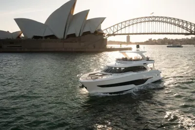 Majesty 72