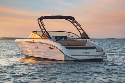 2025 Sea Ray 270SDX