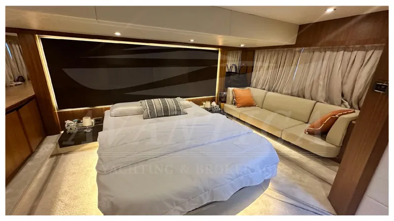  Yacht Photos Pics Absolute 52