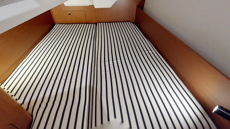 Angele Yacht Photos Pics 